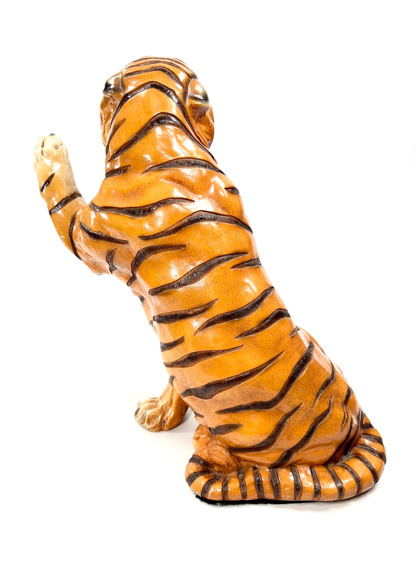 Roaring Tiger Statue