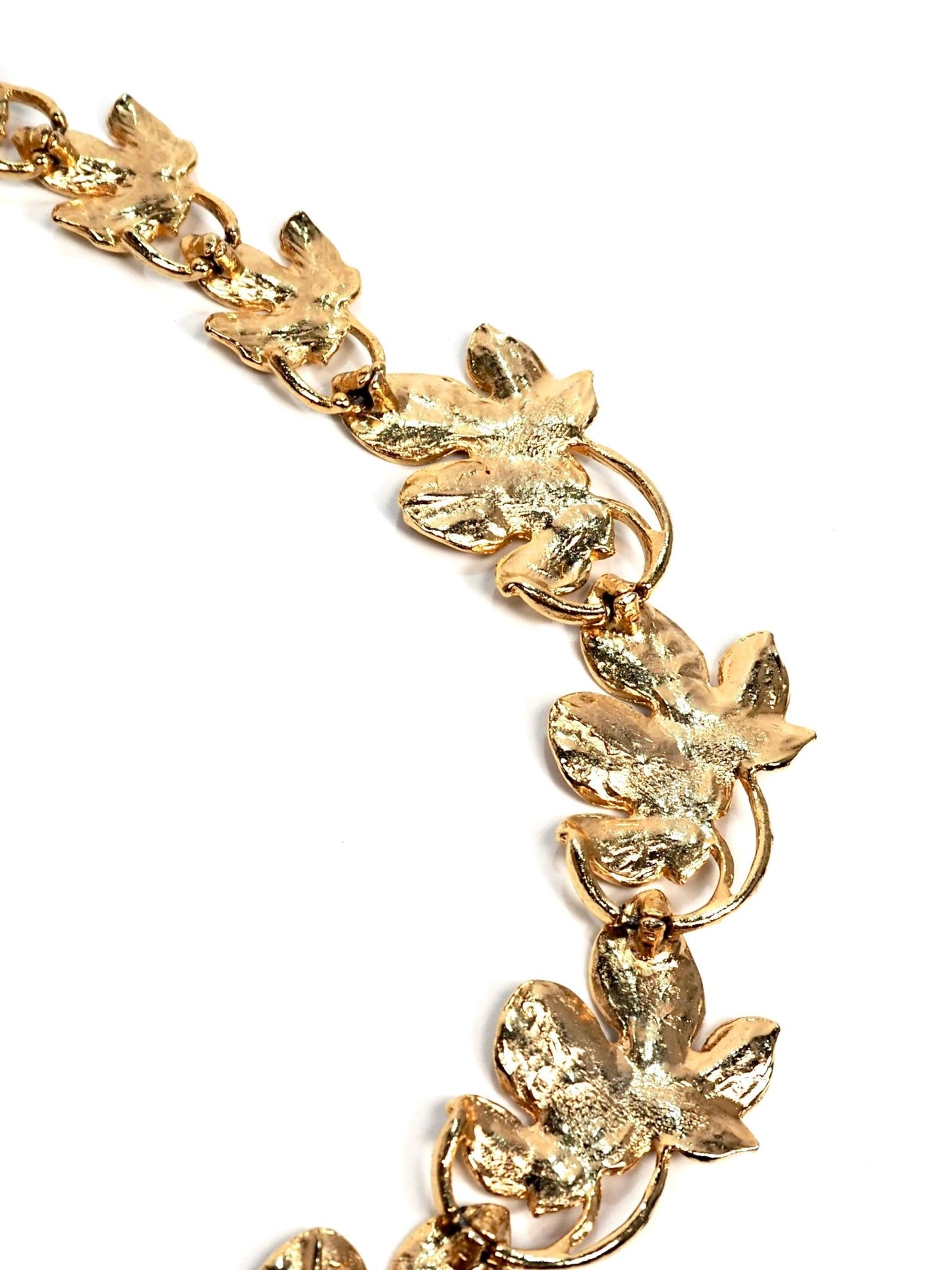 Gold Leaf Collar Necklace - Georgie's NYC - Necklaces