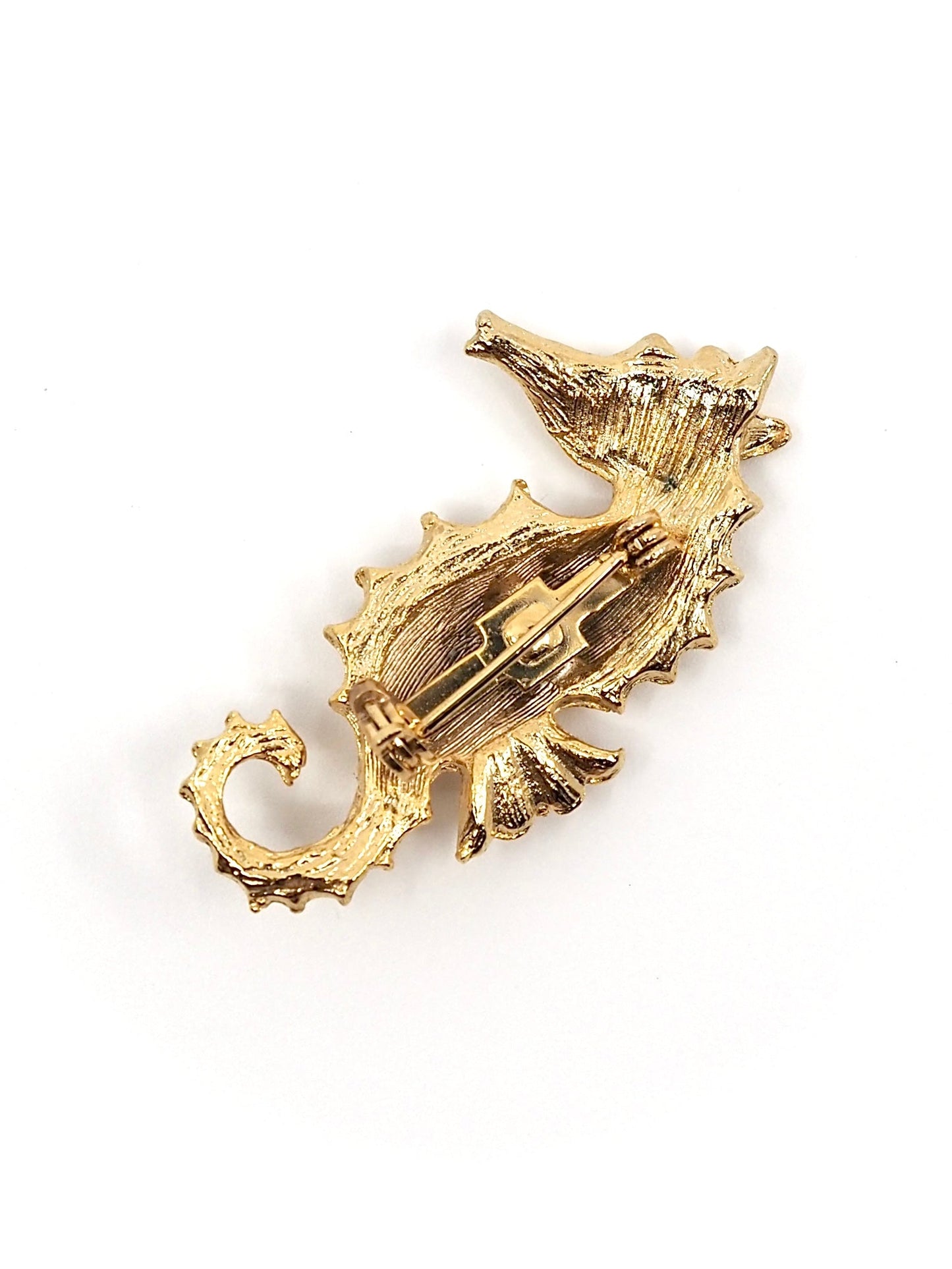 Pale Gold Textured Seahorse Brooch Pin - Georgie's NYC - Brooches