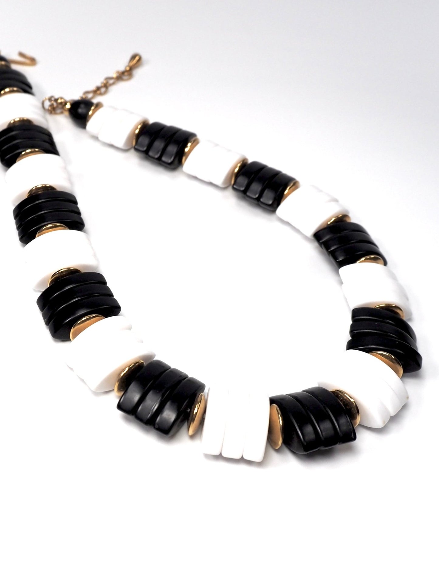 Black and White Resin Collar Necklace - Georgie's NYC - Necklaces
