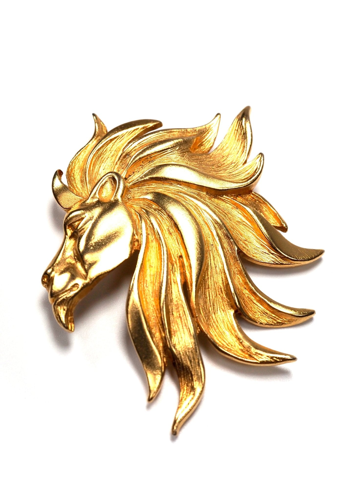 J.J. Jonette Matte Gold Majestic Lion Head Brooch - Georgie's NYC - Brooches