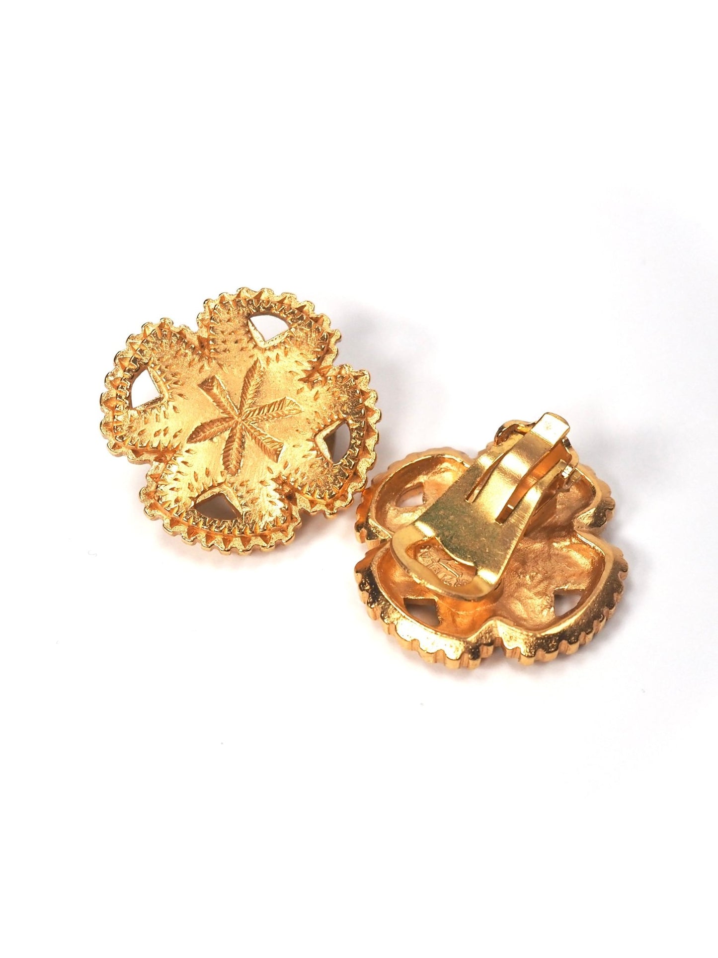 Paris Matte Gold Sand Dollar Earrings - Georgie's NYC - Earrings