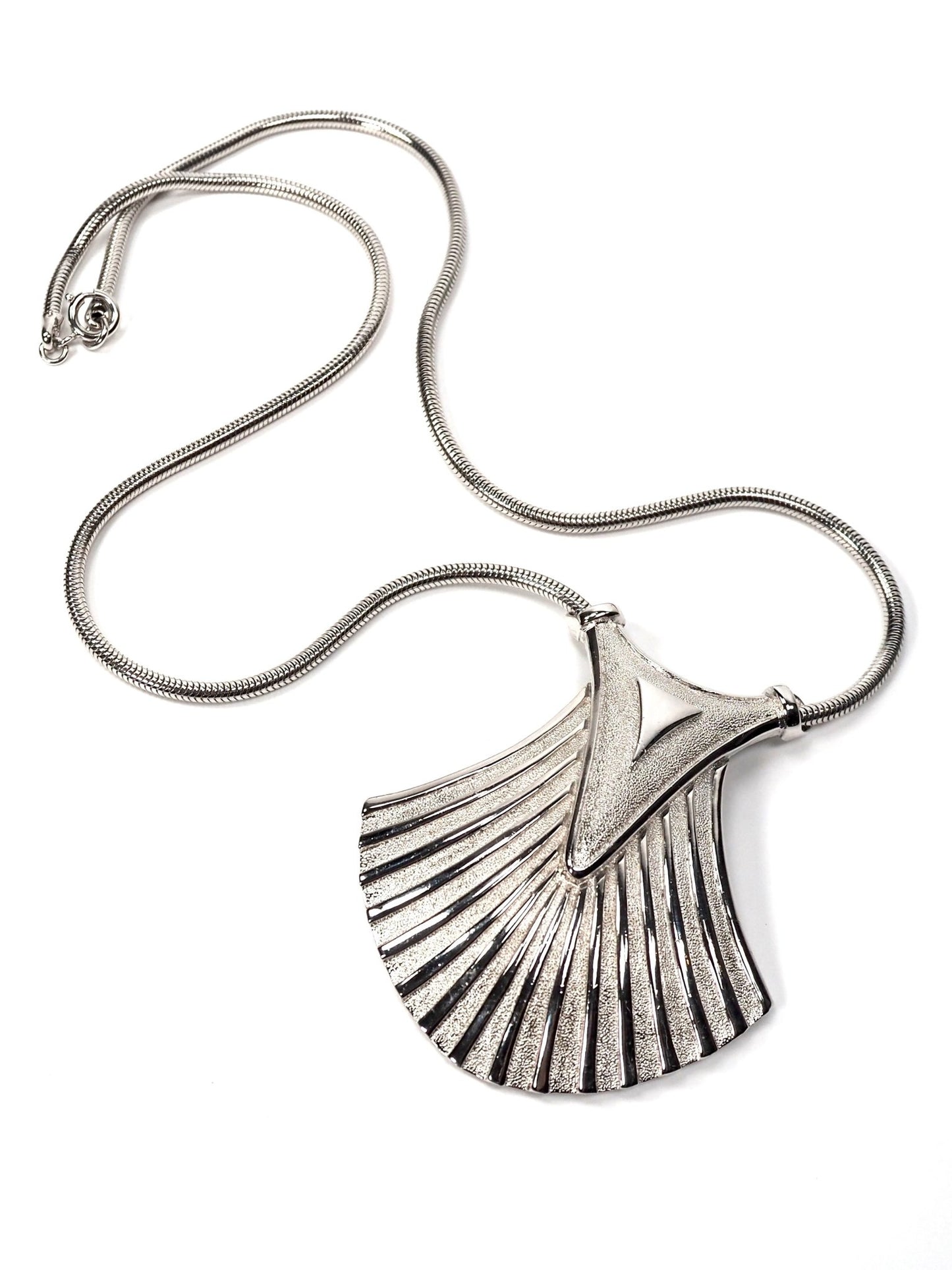 Trifari Art Deco Silver Snake Chain Pendant Necklace - Georgie's NYC - Necklaces