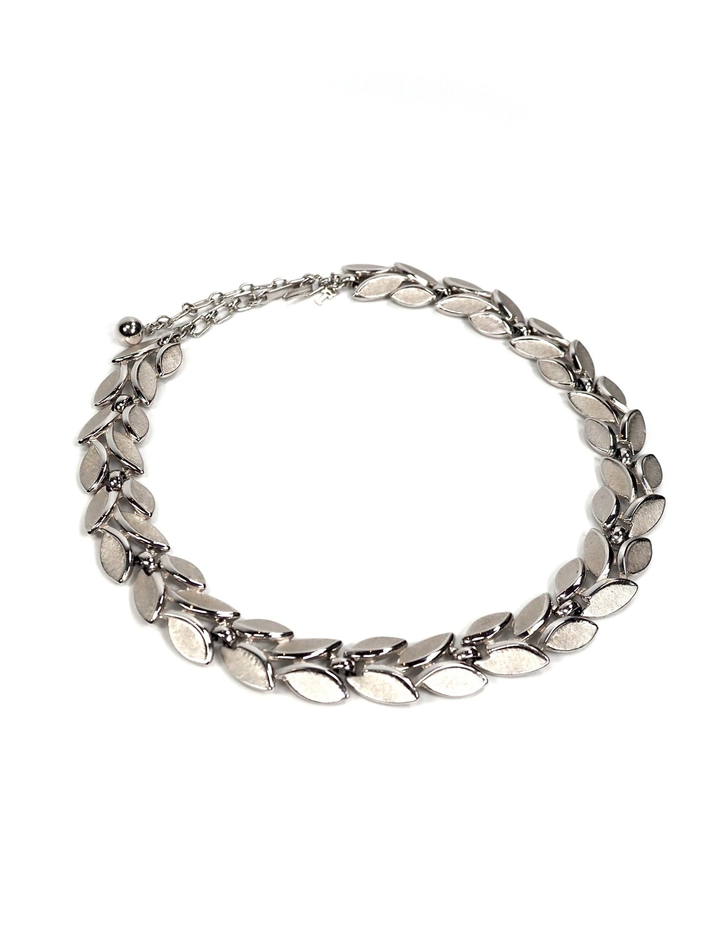 Trifari Silver Leaf Choker Necklace - Georgie's NYC - Necklaces