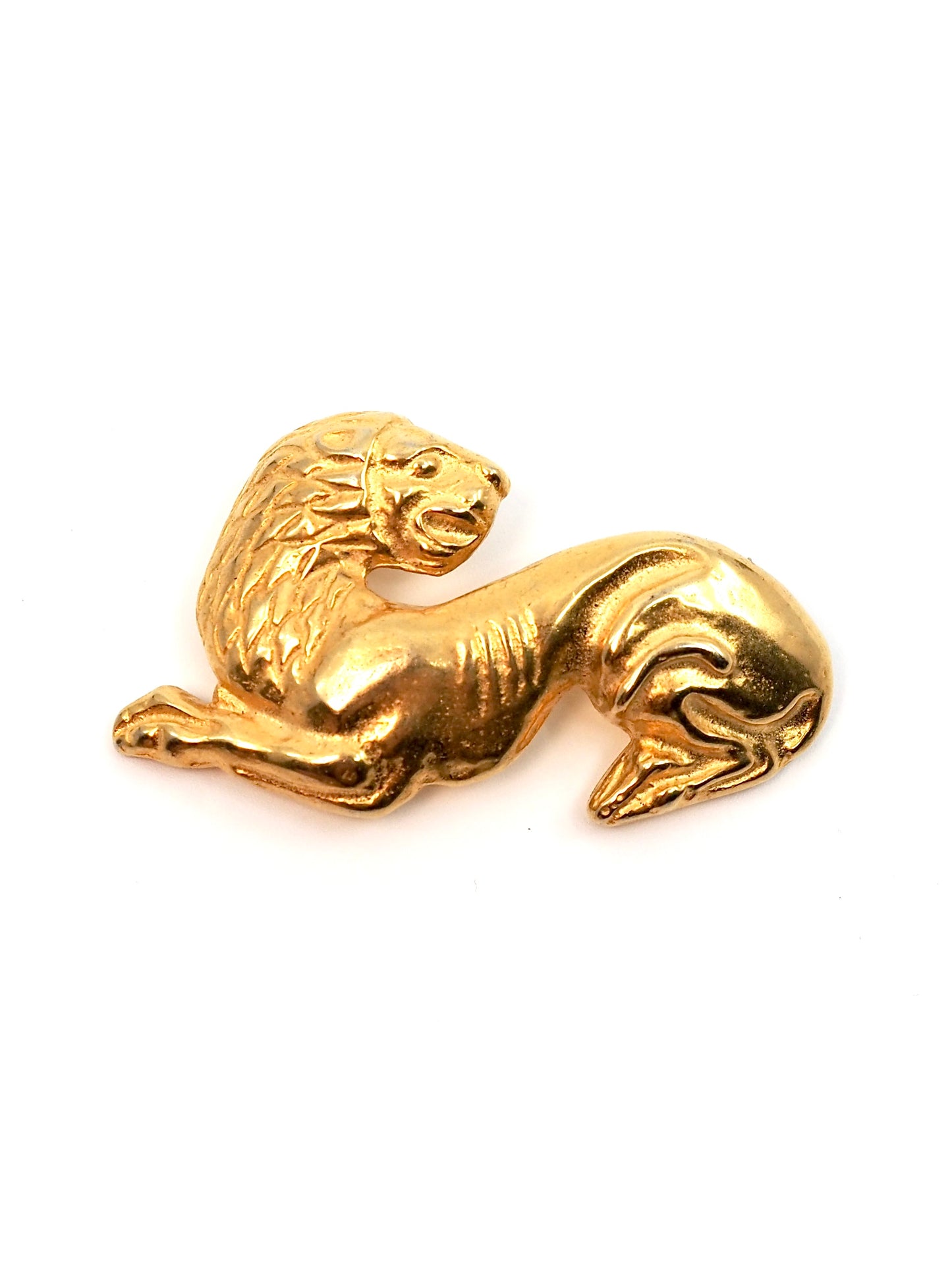Metropolitan Museum of Art MMA Gold Scythian Lion Brooch