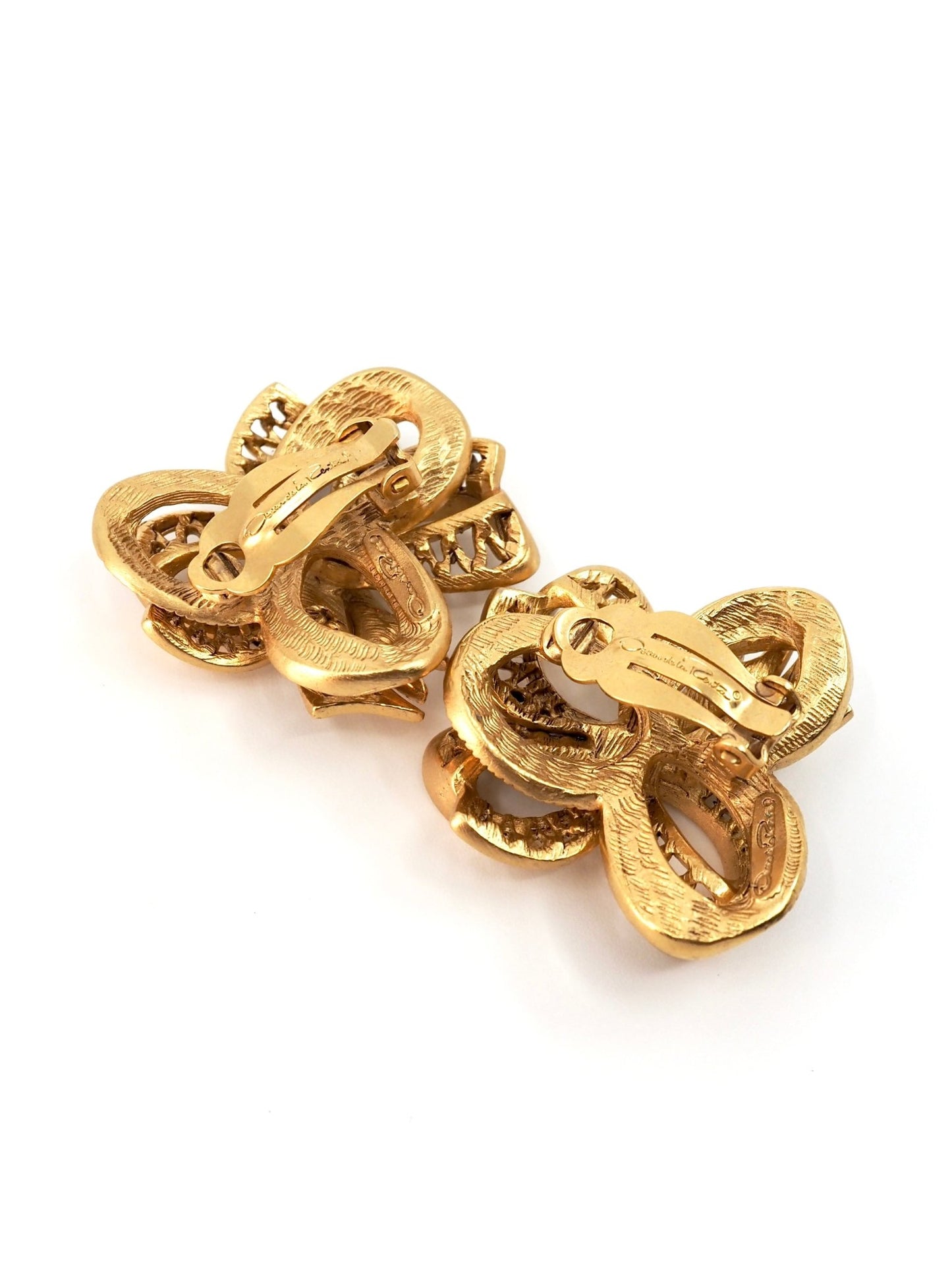 80s Oscar de la Renta Matte Gold Ribbon Earrings - Georgie's NYC - Earrings