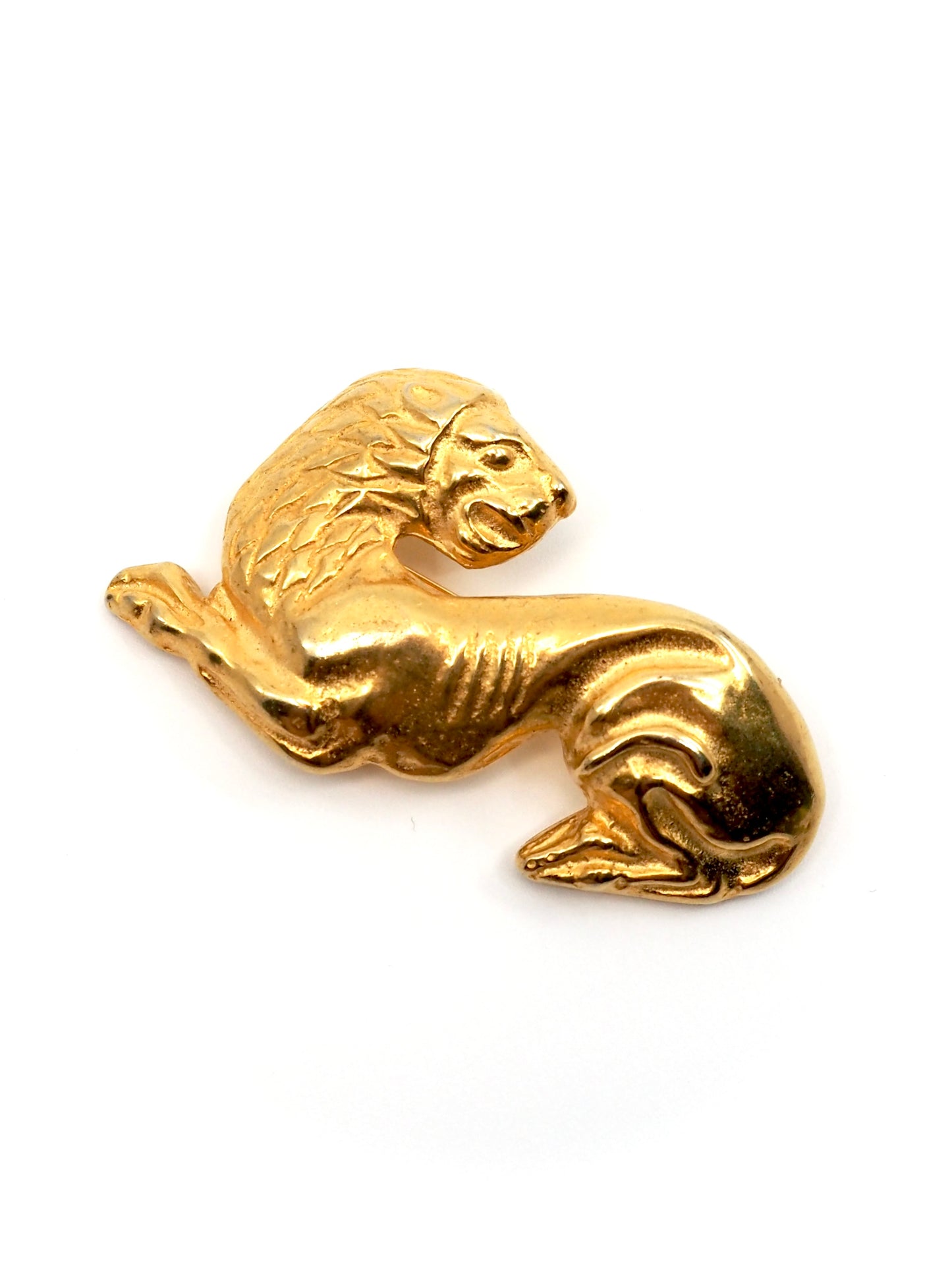 Metropolitan Museum of Art MMA Gold Scythian Lion Brooch