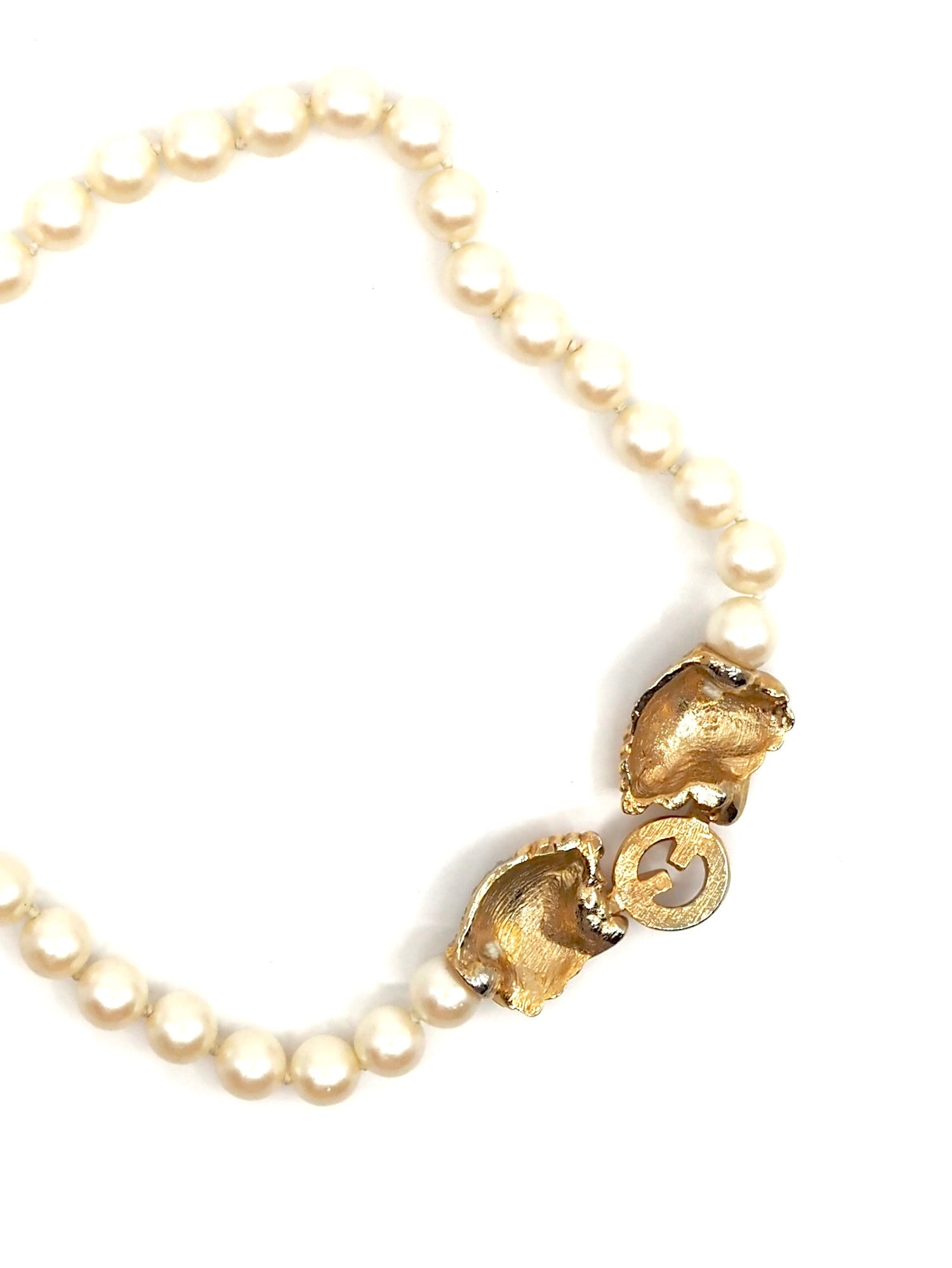 Faux Pearl Collar Necklace with Rhinestone Jaguar Clasp - Georgie's NYC - Necklaces