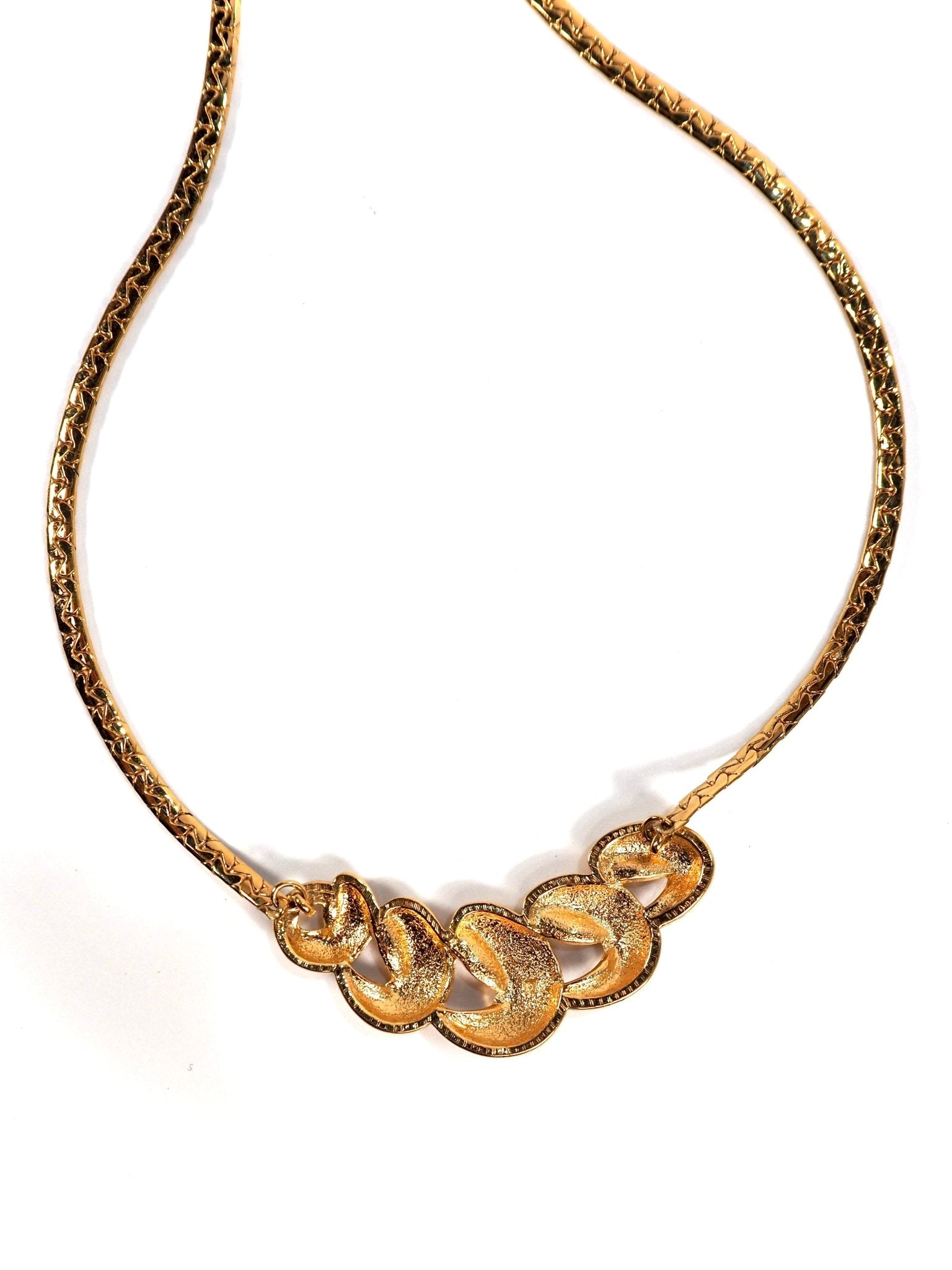 Gold Swirl Collar Necklace - Georgie's NYC - Necklaces
