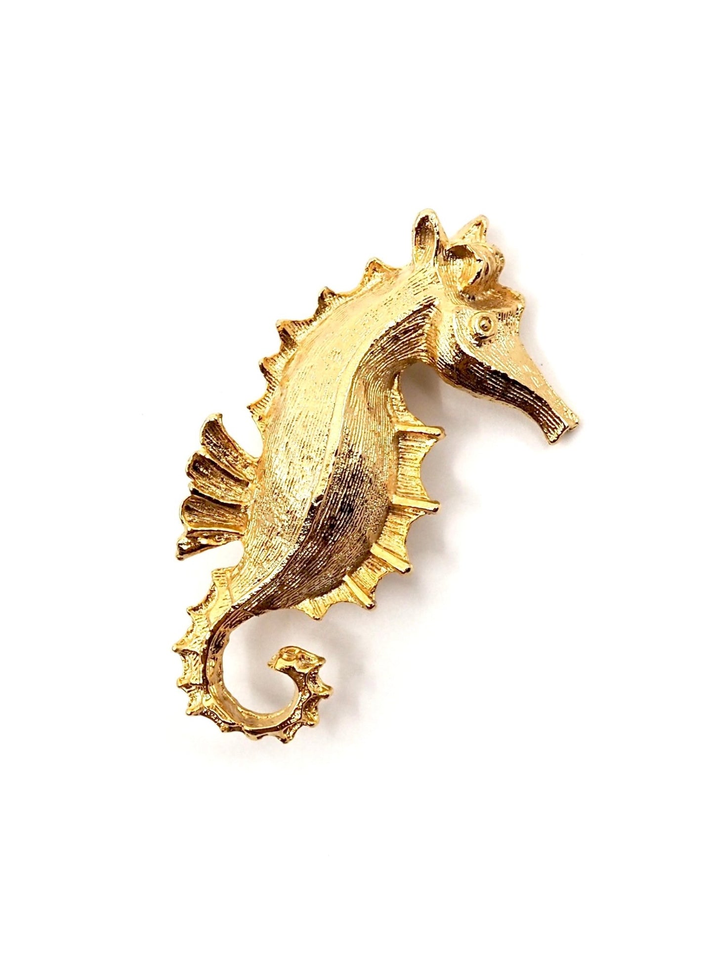 Pale Gold Textured Seahorse Brooch Pin - Georgie's NYC - Brooches